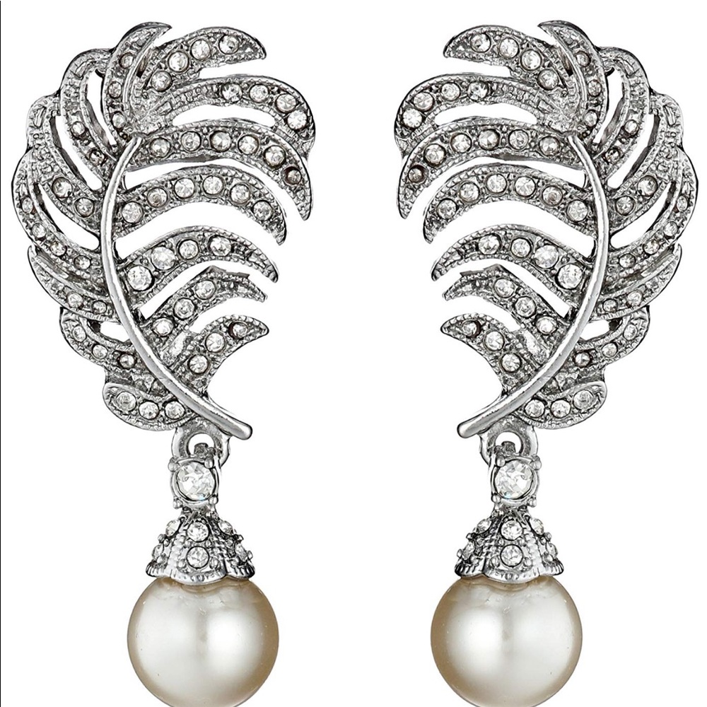 Kenneth J Lane Simulated Pearl Crystal Leaf Post